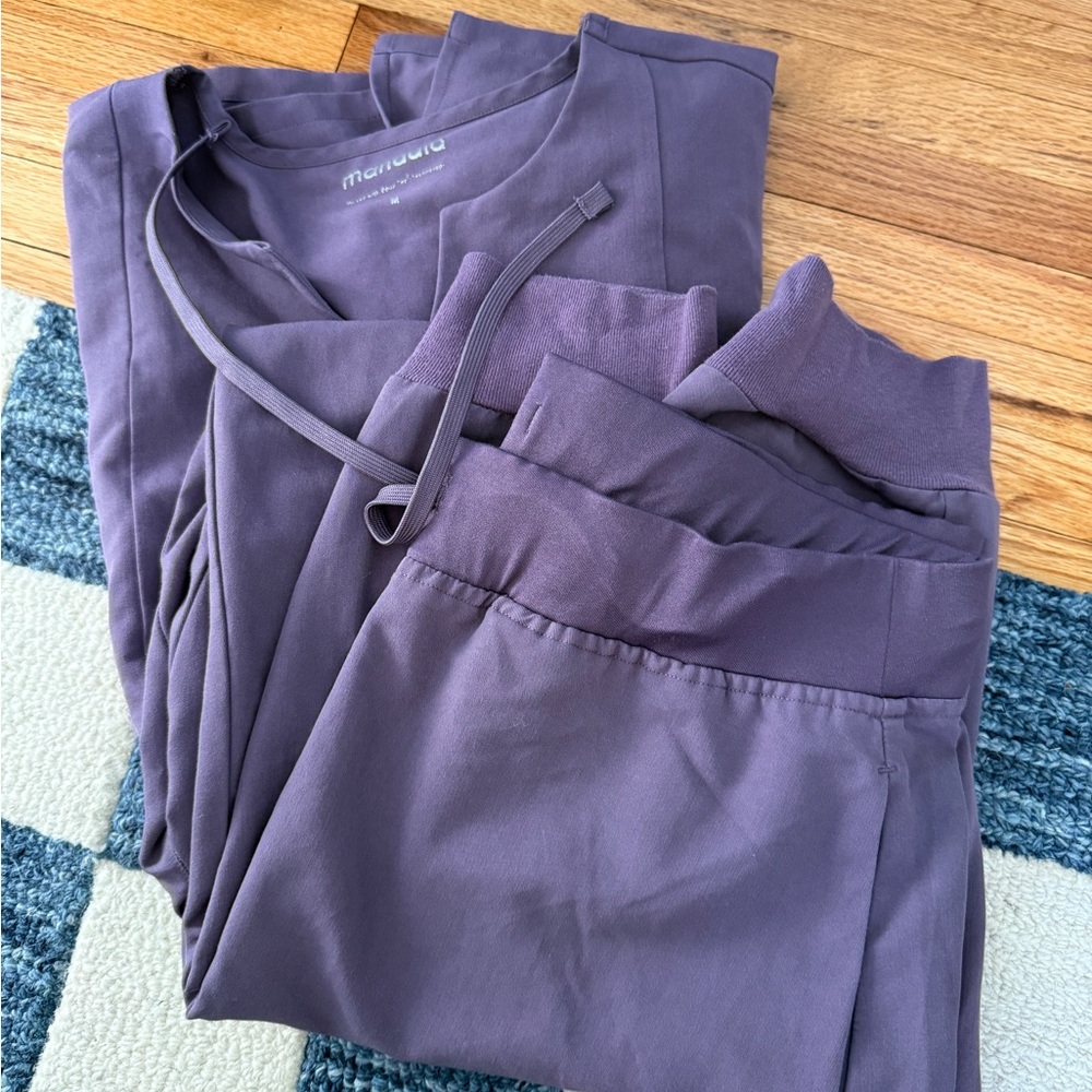 Mandala Women's Purple scrub set